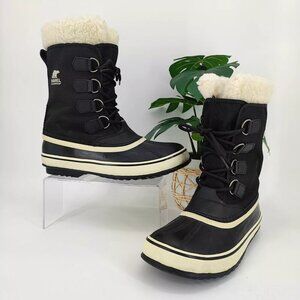 Sorel Women's Winter Carnival Black Faux Fur Snow Boots Size 9.5 US
